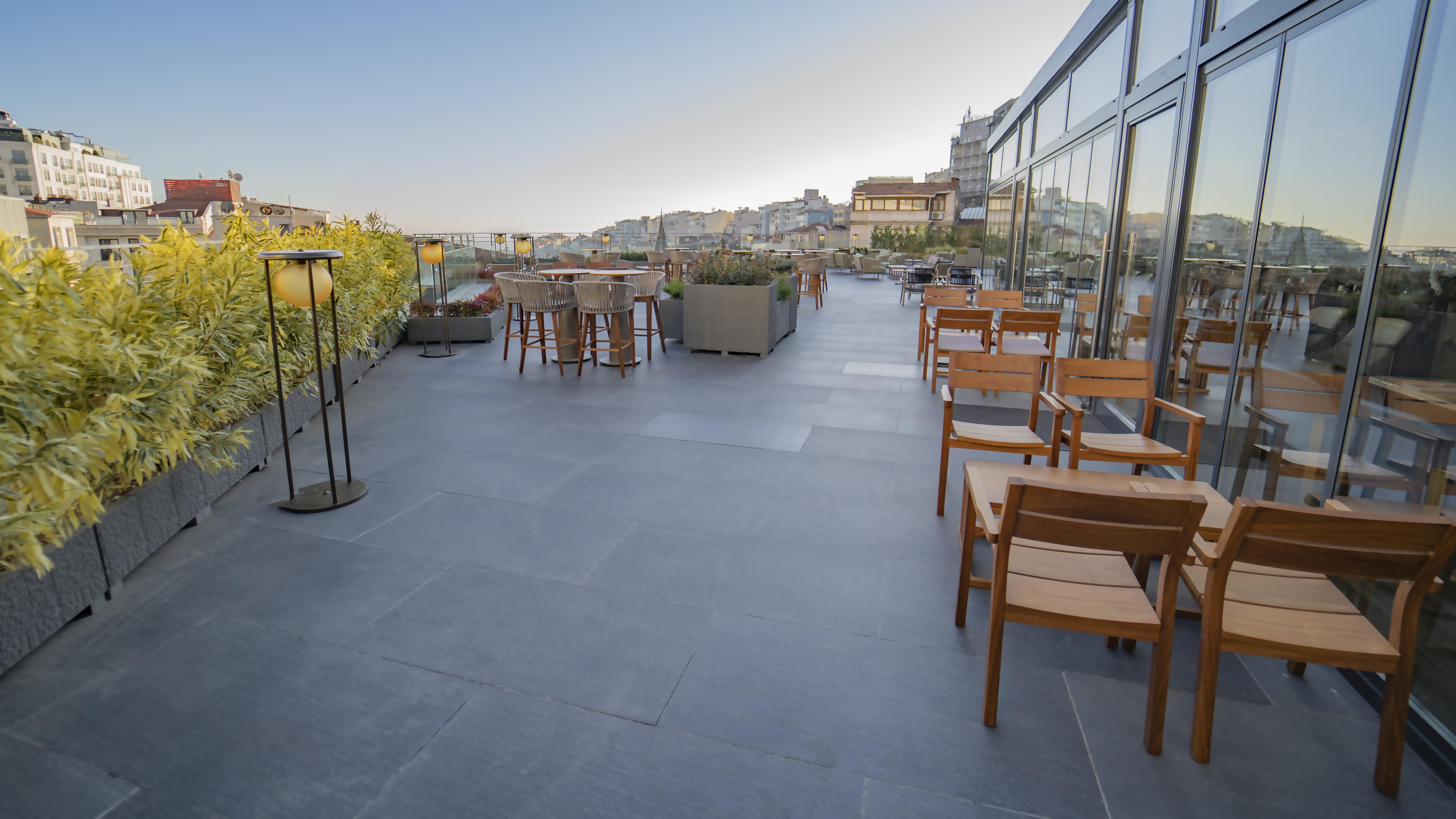 โซฟิเทล อิสตันบูล ทักซิม Hotel ภายนอก รูปภาพ The Sky Bar